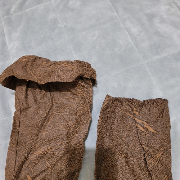 Robin Hood Costume - Picture 3 of 8